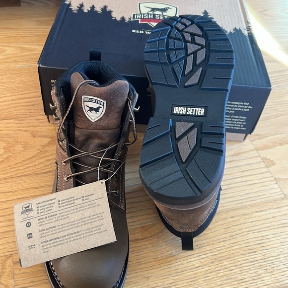Irish Setter Red Wing Mens Work Boots, aluminum toe electric hazard (new in box) - Picture 5 of 10
